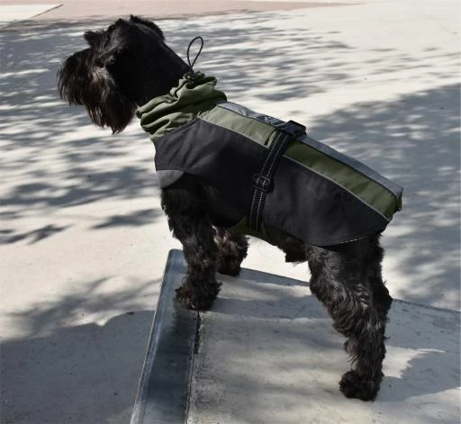 Nayeco Hiking Raincoat Green 2 Nayeco Hiking Raincoat Green - Image 2